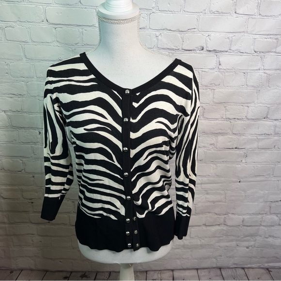 WHBM Zebra Print 3/4 Sleeve Cardigan Medium - Picture 1 of 7